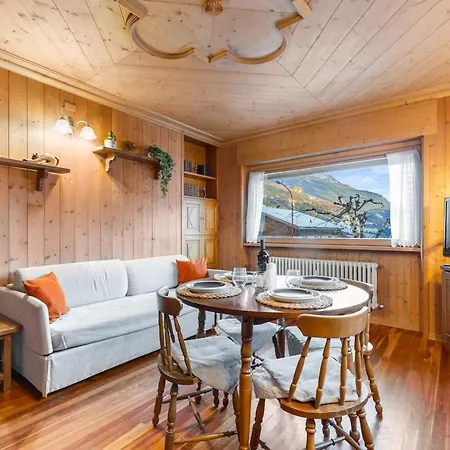 - 2br Private Garage And Wi-fi Lägenhet *