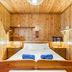 - 2br Private Garage And Wi-fi Apartament *
